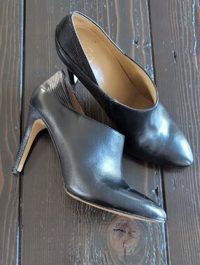 Ann Taylor Black Leather Pointed Toe Stiletto Heels